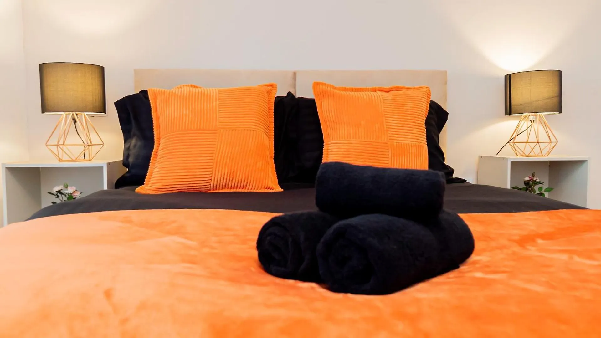 Apartment Modern 2Br Penthouse - Extended Stays, Free Parking & Fast Wi-Fi Southampton